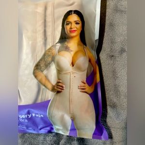 Snatched Post – Sergery Faja without Bra